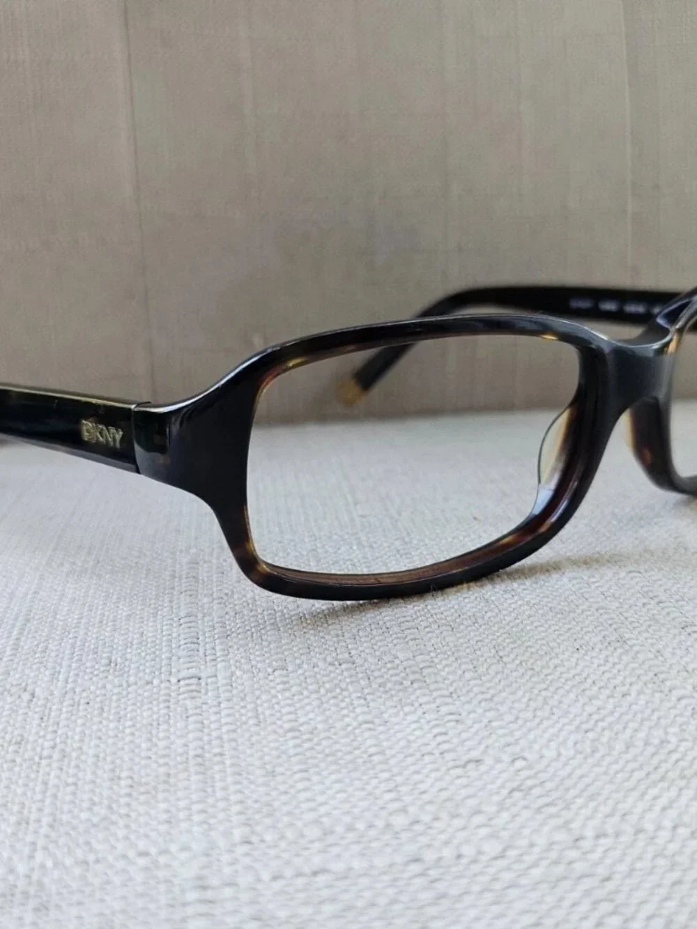Vintage DKNY Women Eyeglasses Frame Dark Tortoise Eyewear DY4007 3016/3 Glasses